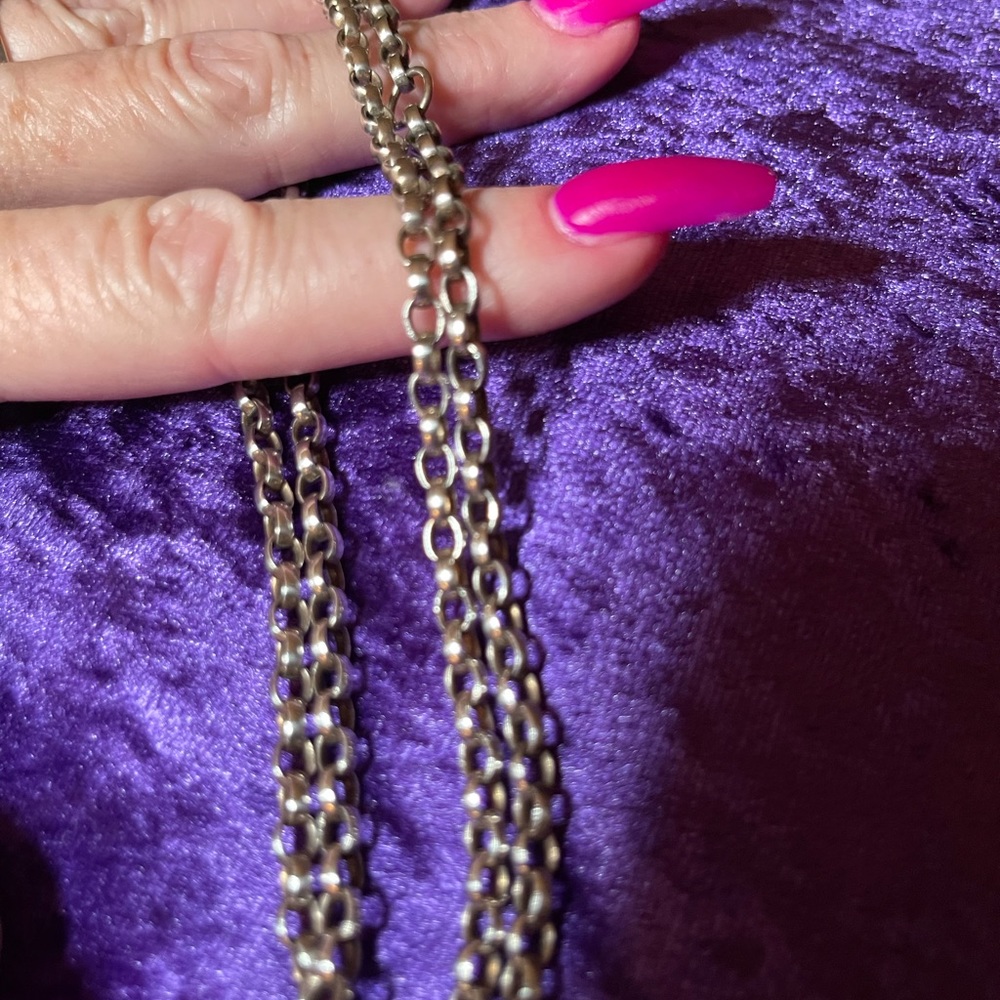 Silver chain necklace